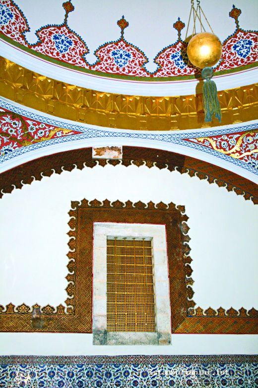 5- Padişahın Dîvân-ı hümâyun görüşmelerini takip ettiği kafes