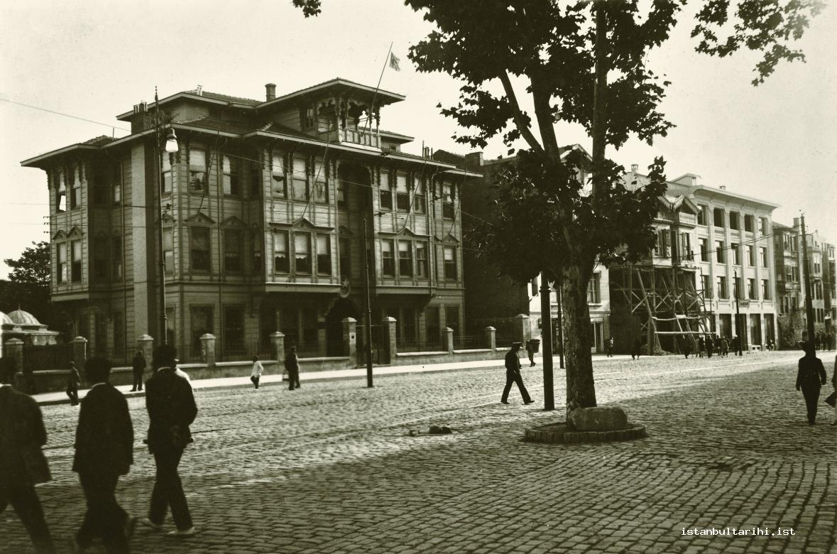 13- Şehremaneti Eminönü Dairesi (İBB, Atatürk Kitaplığı)