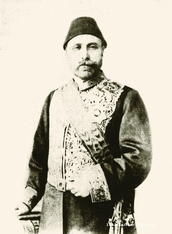 15- 6 Ağustos 1874-19 Eylül 1875 tarihleri arasında İstanbul şehreminliği yapan Kadri Paşa