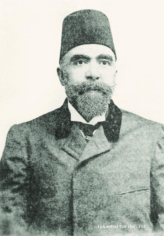 19c- 24 Mart 1906-31 Temmuz 1908 tarihleri arasında İstanbul şehreminliği yapan Reşid Mümtaz Paşa