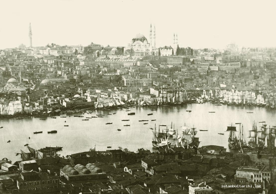 23- XIX. yüzyıl sonlarında İstanbul: Beyazıt, Süleymaniye, Şehzadebaşı ve Karaköy (M. Hilmi Şenalp Arşivi)