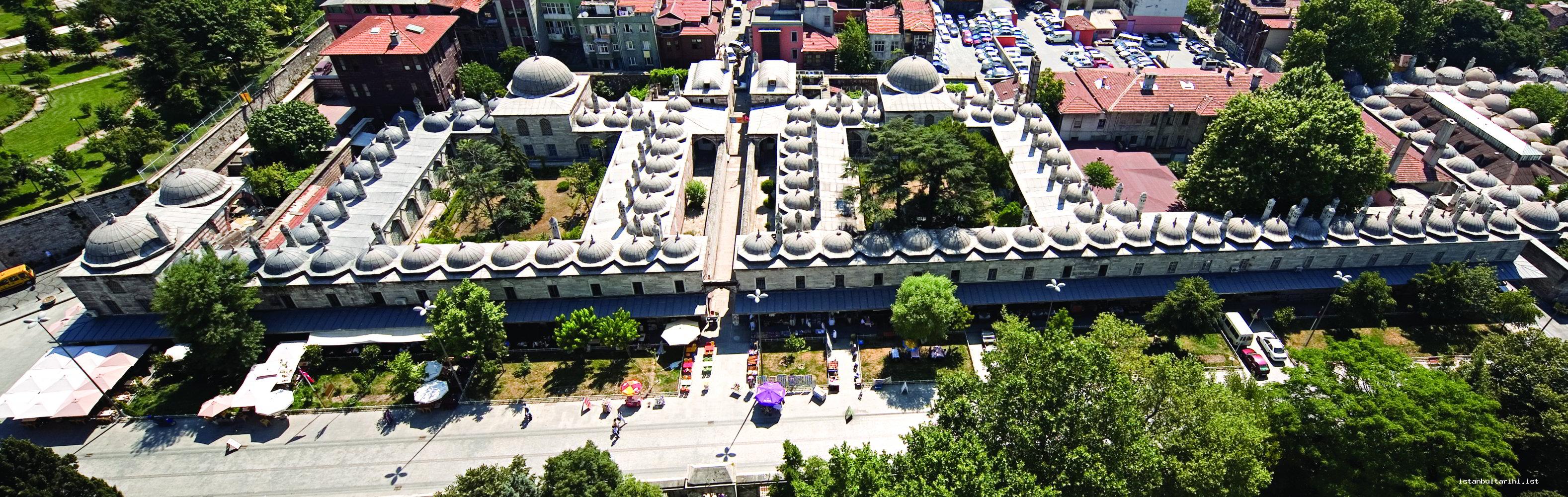 1 Süleymaniye Kütüphanesi