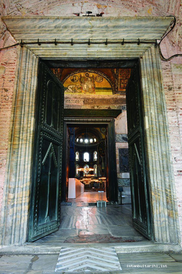 1- Ayasofya'ya giriş